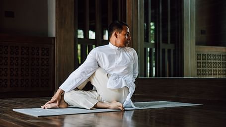 Yoga_Guruji